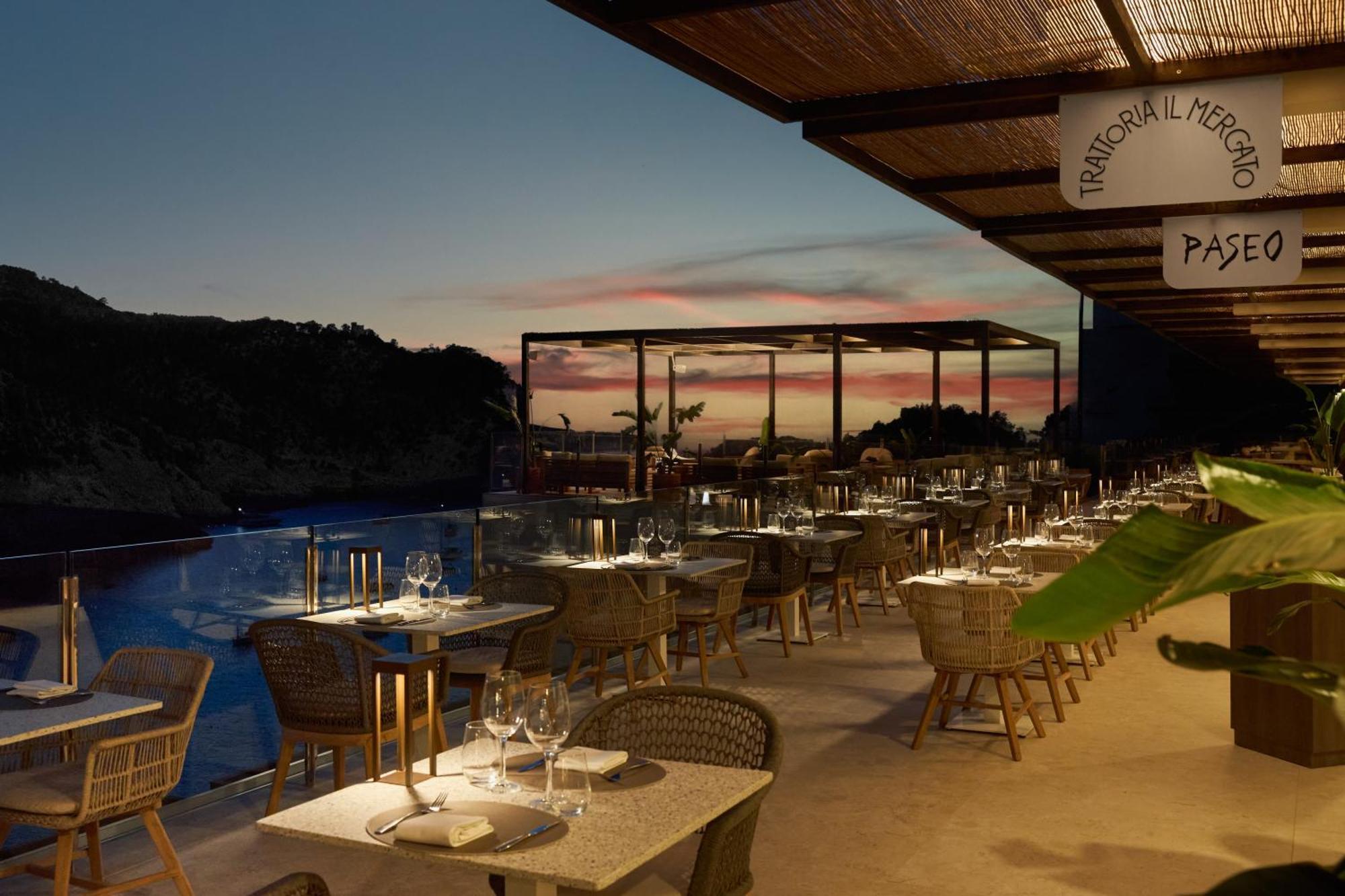 Cala San Miguel Ibiza Resort, Adults Only, Curio Collection By Hilton Port de Sant Miguel Bagian luar foto
